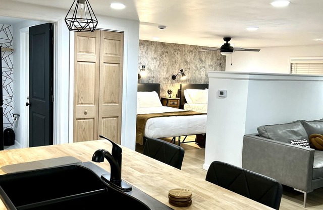 Brand new guest house urban oasis