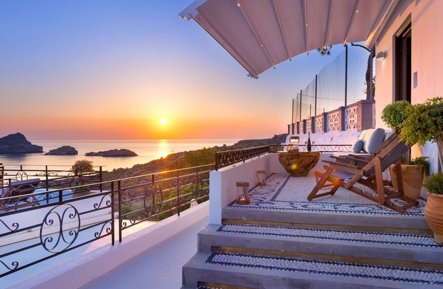 Brand New! Lindos shore Superior Studio just above Lindos main beach !