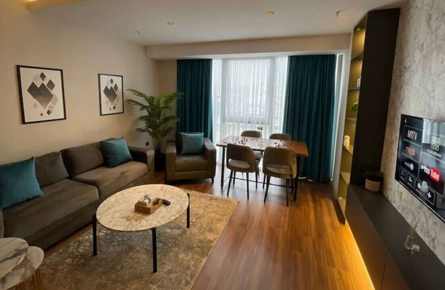 Brand-New Luxurious Studio near Mall of Istanbul