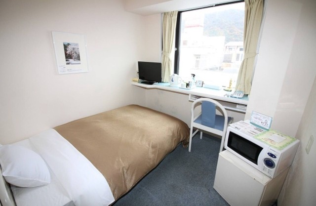 Breakfast included Nonsmoking single room/Mihara Hiroshima