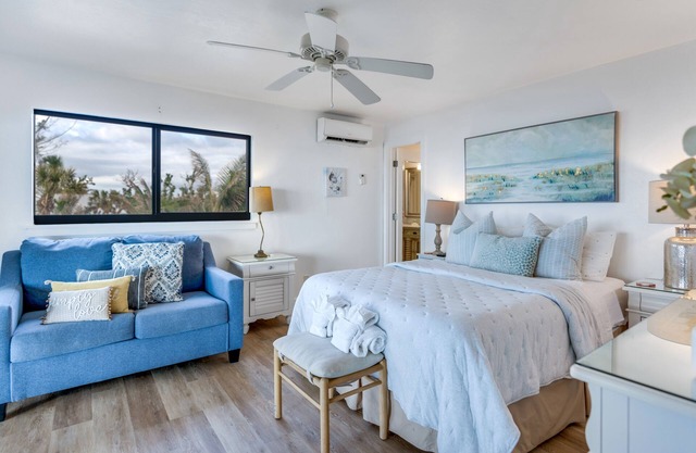 Breathtaking Views - Romantic Honeymoon Suite - Jensen's "On the Gulf" 4
