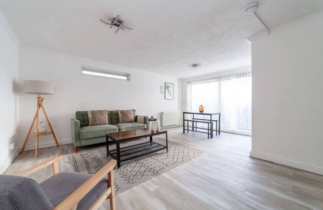 Bright 2 Bed Flat Walthamstow