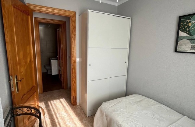 Bright apartment 300 meters from the beach of El Palo.