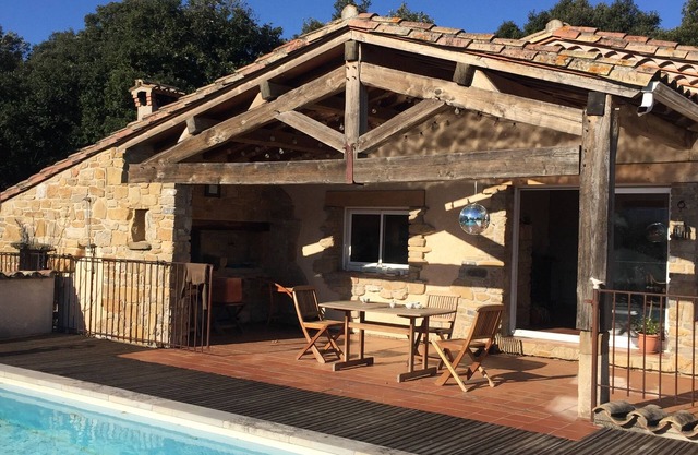 Bright house with pool and breathtaking views!
