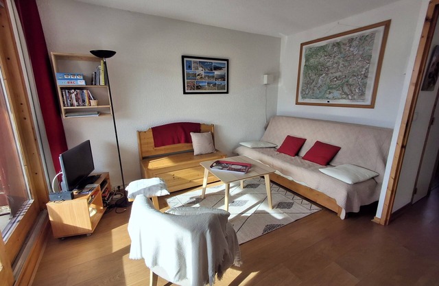 Bright south-facing apartment at Balcons de Vallandry
