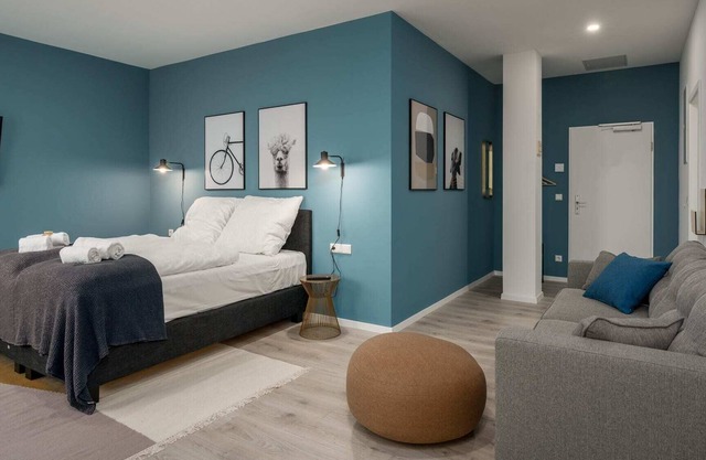 ☆BRIGHT: Stylish & Central | Kitchen | Netflix