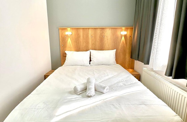 Bright,stylish room near top attractions