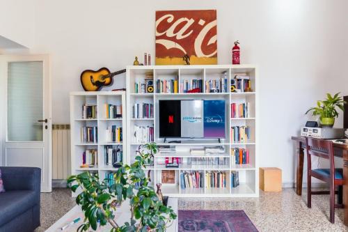 Bright Vatican Suite with Garden View Balcony and Full Kitchen