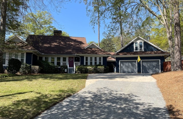Bring your large family or group to our Augusta home!