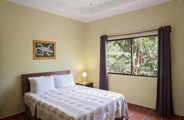 Bring your whole family/big group of friends with these two houses in one!