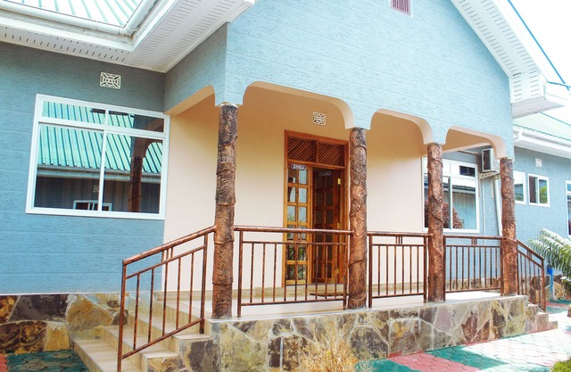 Briston Hotel - Serengeti
