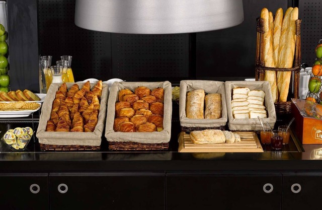 Brit Hotel Confort Dinan Taden