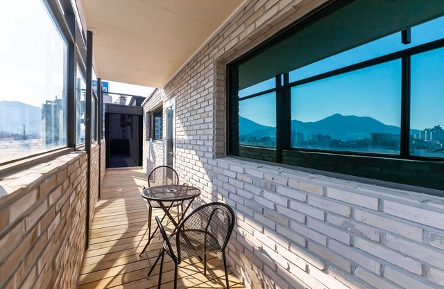 Brown Dot Hotel Sasang Renecite