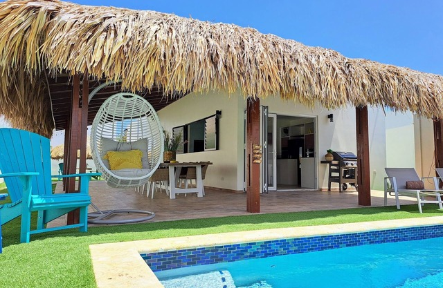 Buba Villa 1 with 3 Master Bedrooms within walking distance of Eagle Beach