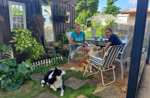 BUDGET 3/4Br 2Bath and 2 kitchens in tropical gardens with pool