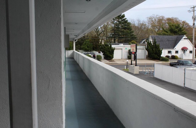 Budget Inn Motel Suites