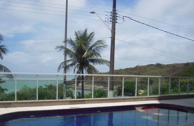 Building facing elegant Bacutia beach (Blue Cove)