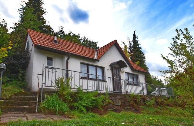 Bungalow near Hiking Trails