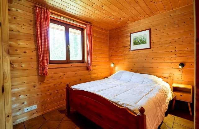 Bungalow in Holten near Forest Trails