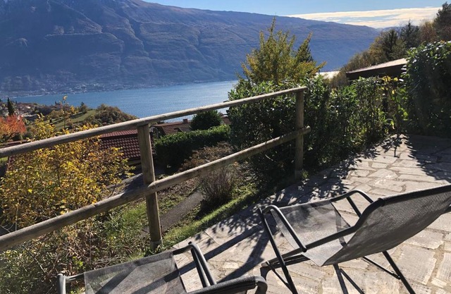 Bungalow mit Gardaseeblick & Pool