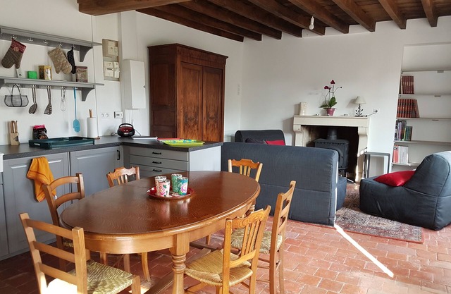 Burgundy charming house - countryside, tourism, garden and sauna