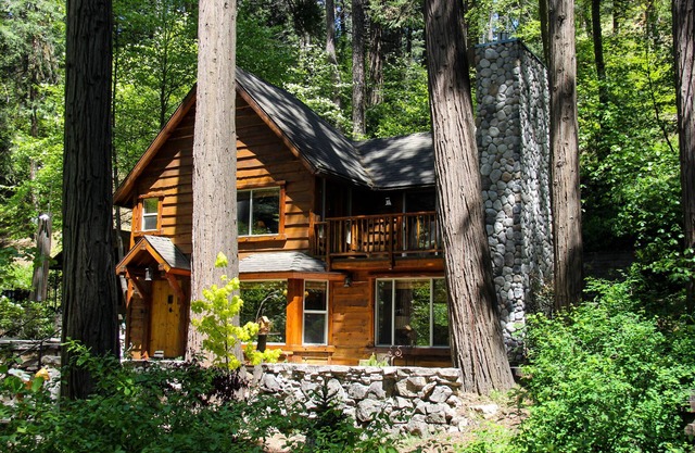 Burnt Mill Canyon Cottage, "Just for 2", Gorgeous - Romantic - Immaculate - A/C