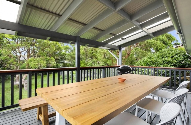 BUSH BEACH HIDEAWAY | Pet Friendly , WIFI | Accom Holidays