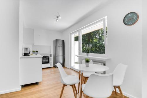 Business Apartment mit Balkon und 1 Schlafzimmer