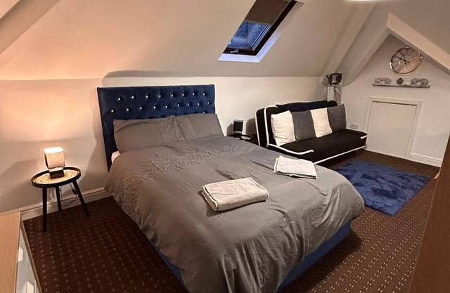 Bv Comfy Attic Studio At Deighton Huddersfield