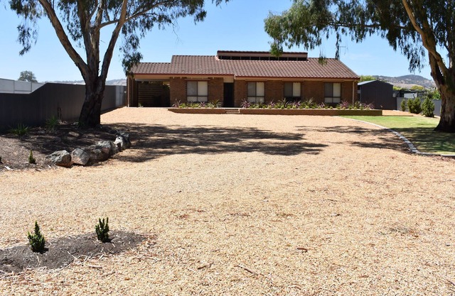 BV House - Family Guest House - Tanunda - Barossa Valley.