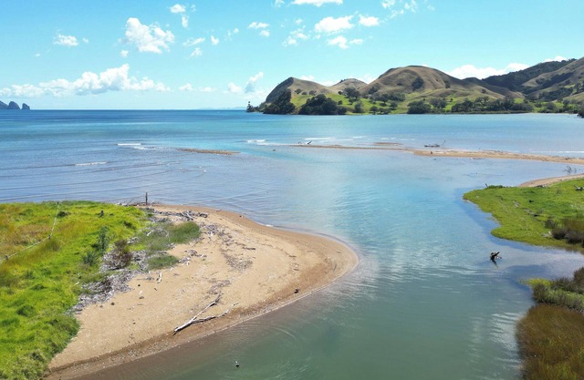 By the beach. Views, Sleeps 8, 4G. Fully Healthy Homes Compliant.