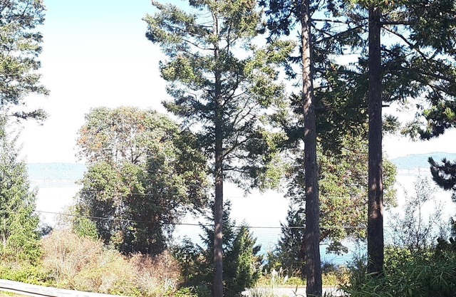 By the Ocean perfect getaway for 2 on Salt Spring Island!