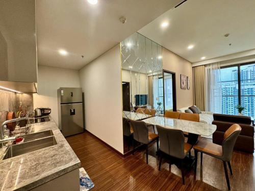 Căn Hộ 2 Phòng Ngủ LUXURY 2502