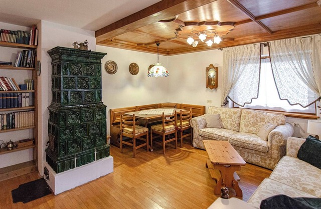 Cà Enrosadira:cole to the centre with WI-FI