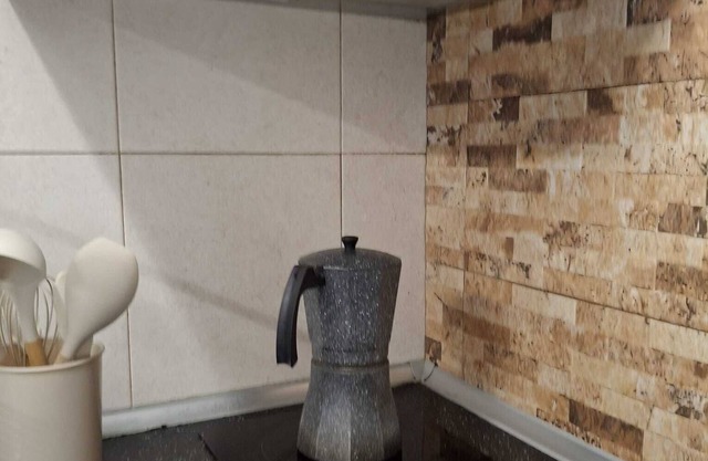 Cabaña de madera en el centro del Born