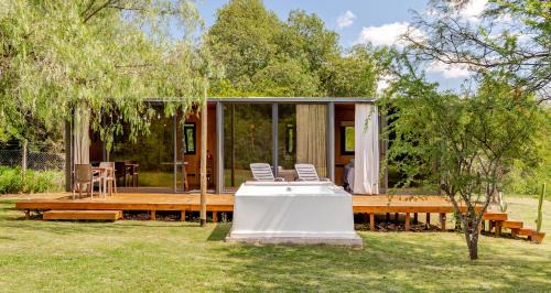 Cabañas con jacuzzi privado y vistas al cerro Champaquí