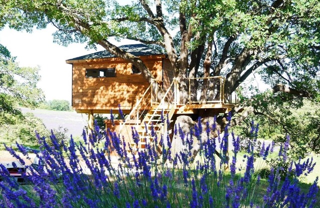 CABANA IN A TREE "7th heaven"