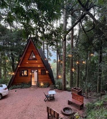 Cabanas da Mata Com Vista para as Montanhas na Serra Gaúcha