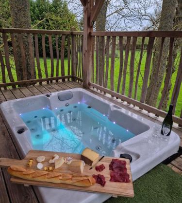 Cabane insolite 2 p Jacuzzi Domaine du Marais 91 Magnolia