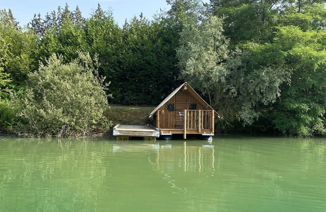 Cabane sur L'eau