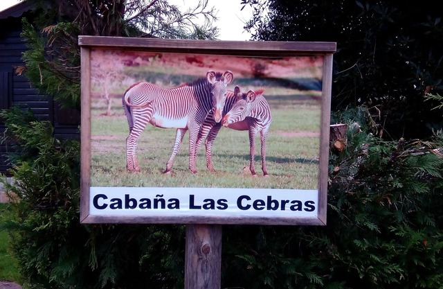 Cabarceno Cabins - Las Zebras Cabin