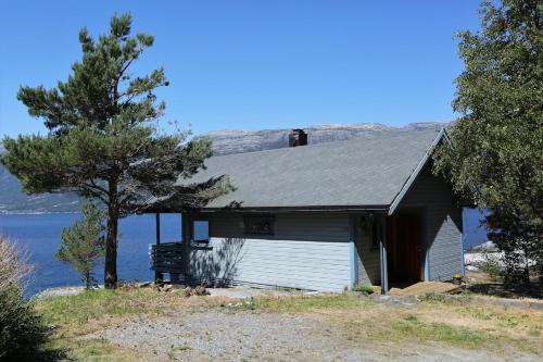 Cabin "Plum" in beautiful Hardanger