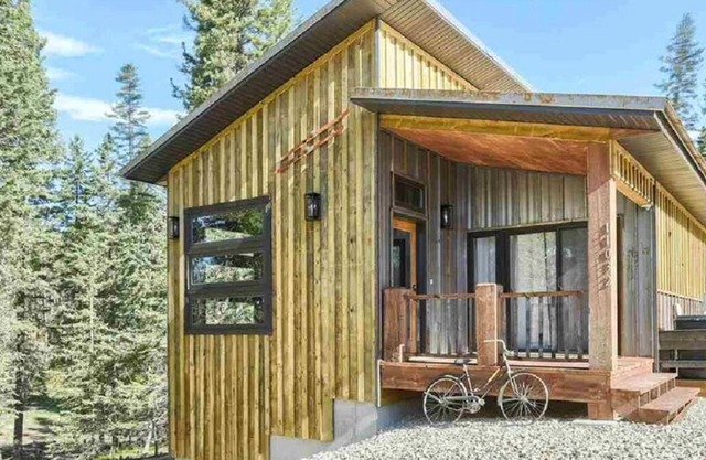 Cabin w/Hot Tub on Terry Peak - 10 miles to Deadwood