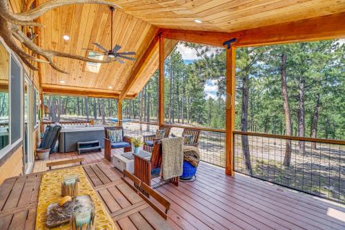 Cabin with Hot Tub, Deck and Mtn Views in Westcliffe!