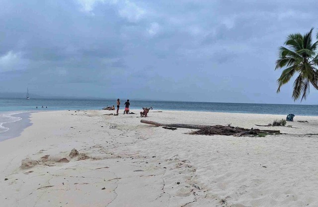 Cabins on paradise San Blas island
