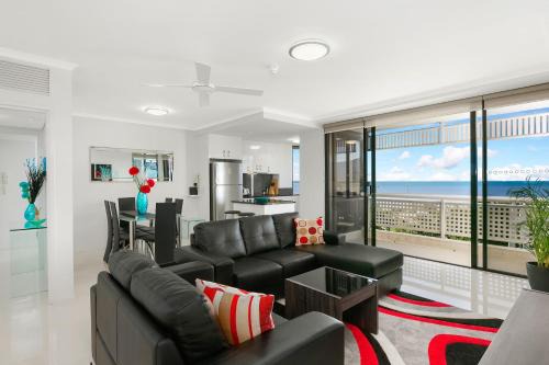 Cairns Luxury Waterview Apartment
