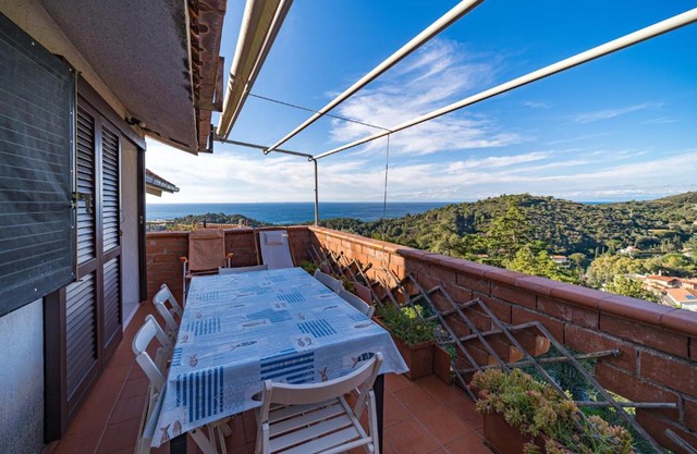 Cala Azzurra a Fetovaia - Goelba