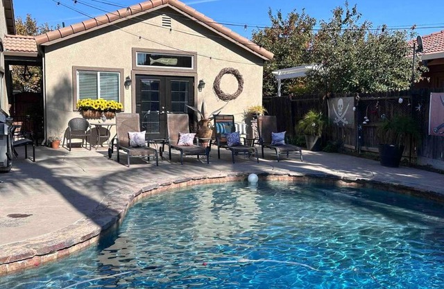 California Cottage