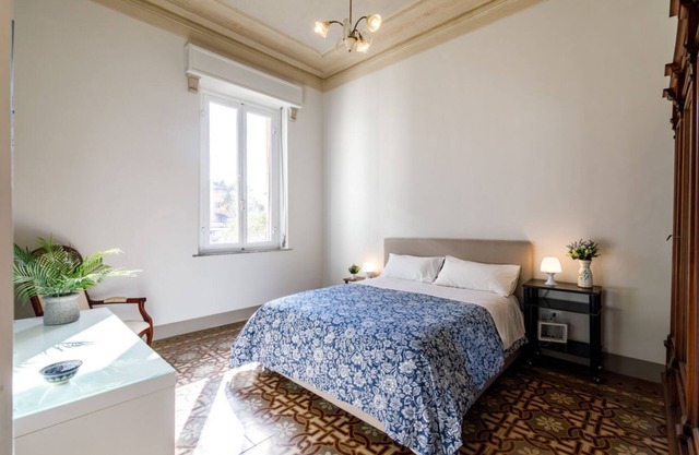 Calise House - Elegant 1920s Villa w/Garage