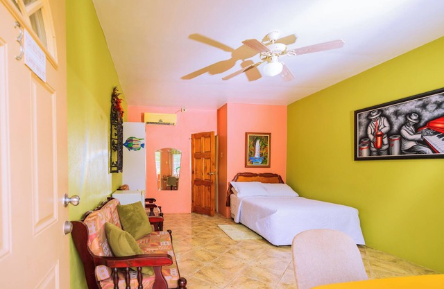 CALYPSO ROOM